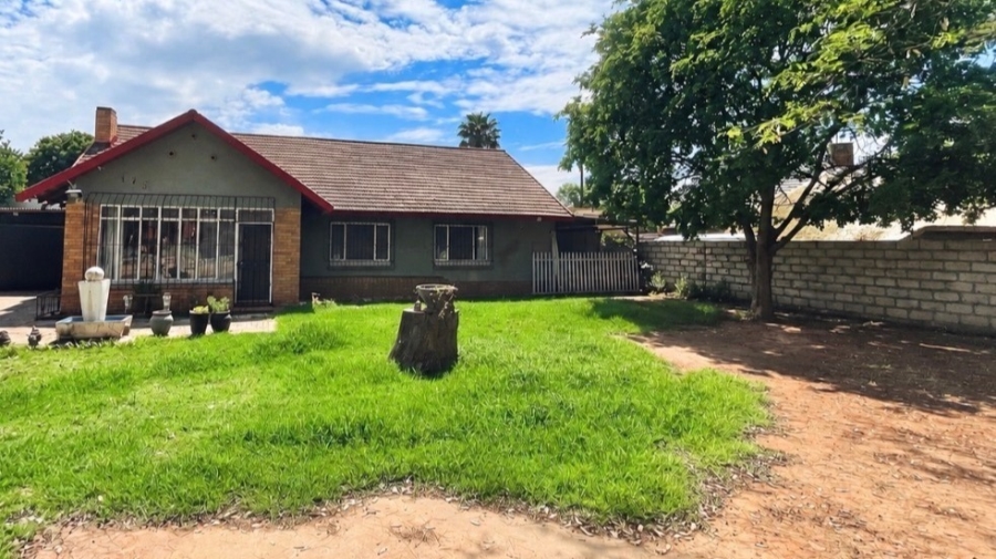 3 Bedroom Property for Sale in Stilfontein Ext 4 North West